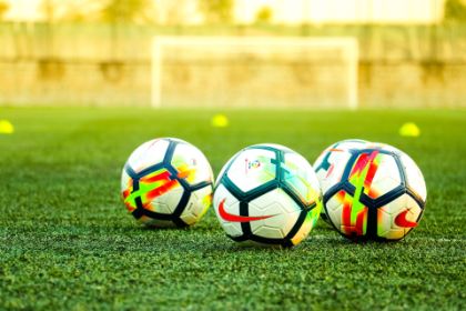 Avviso pubblico rivolto a soggetti interessati a riqualificare e gestire l’impianto sportivo comunale per il gioco del calcio Avviso pubblico rivolto a soggetti interessati a riqualificare e gestire l’impianto sportivo comunale per il gioco del calcio